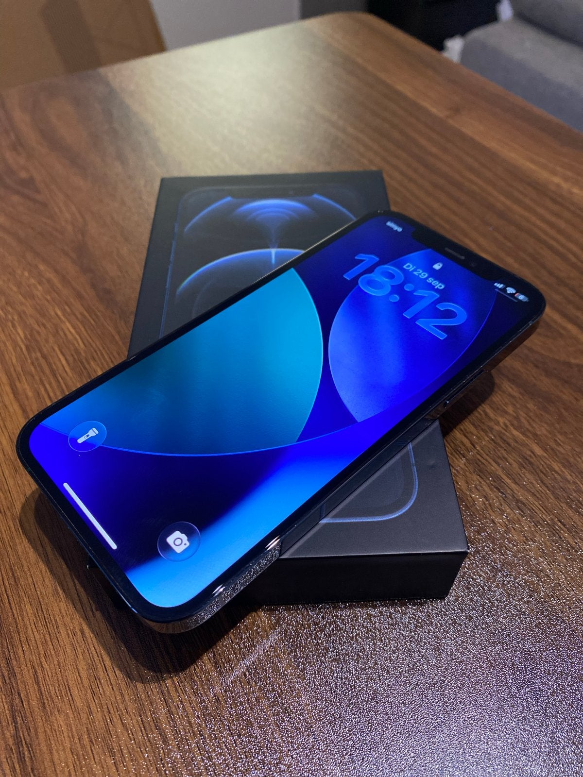 Foto 5 van iPhone 12 Pro 128GB - zo goed als nieuw , smartphone