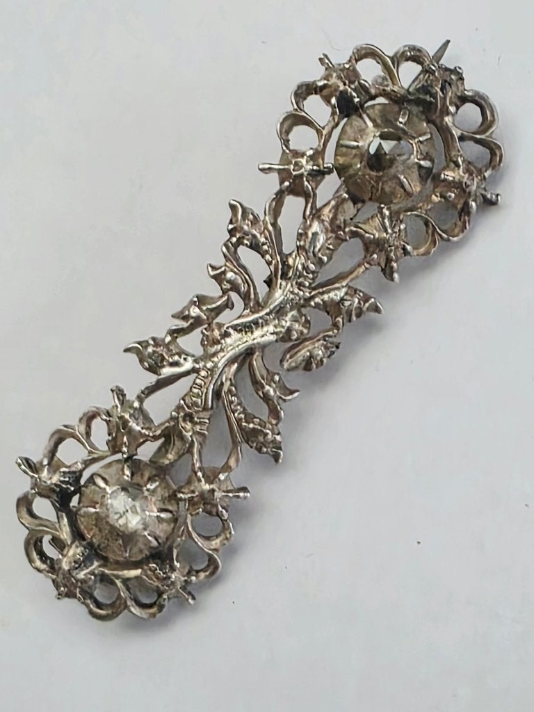 Antieke zilveren broche met diamanten,  Nederland, Ophalen of Verzenden, Zilver