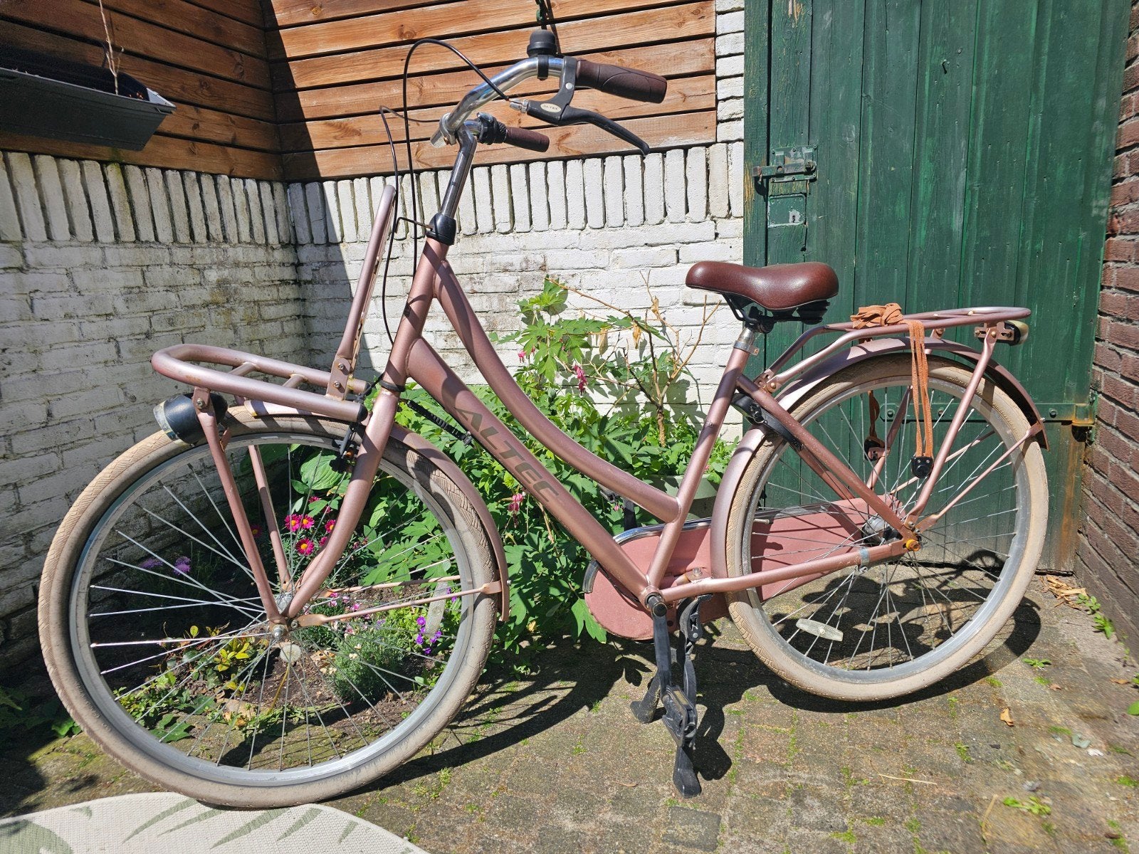 Altec fiets met voordrager, Fietsen en Brommers, Fietsen | Dames | Damesfietsen, Terugtraprem, Gebruikt, Versnellingen, 50 tot 53 cm