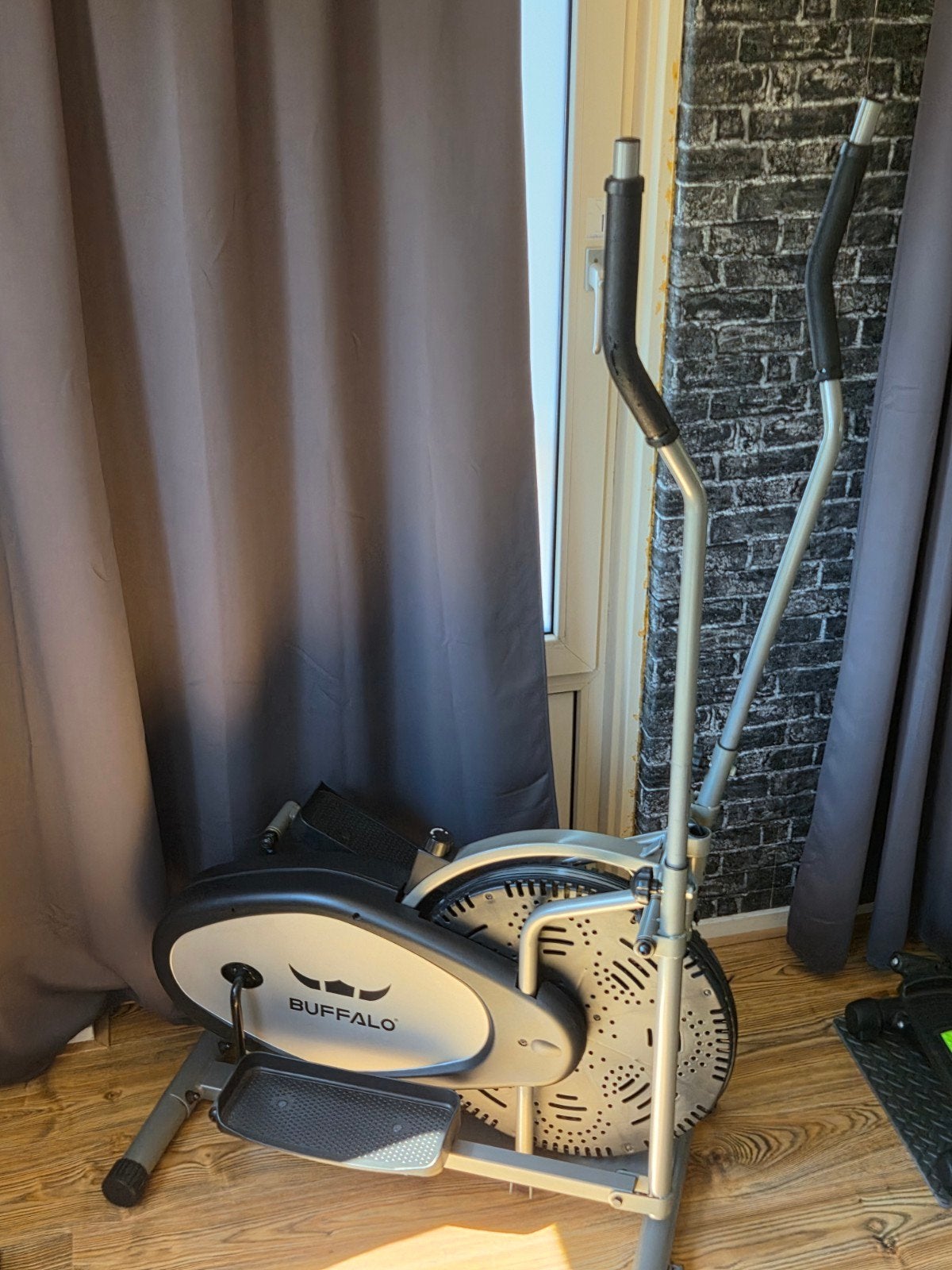 Buffalo Crosstrainer, Ophalen, Zo goed als nieuw, Crosstrainer, Metaal