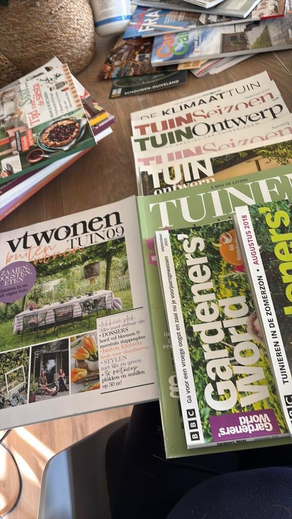 TuinSeizoen, Tuinontwerp, VT Wonen Tuin etc, Boeken, Ophalen of Verzenden, Zo goed als nieuw, Overige typen