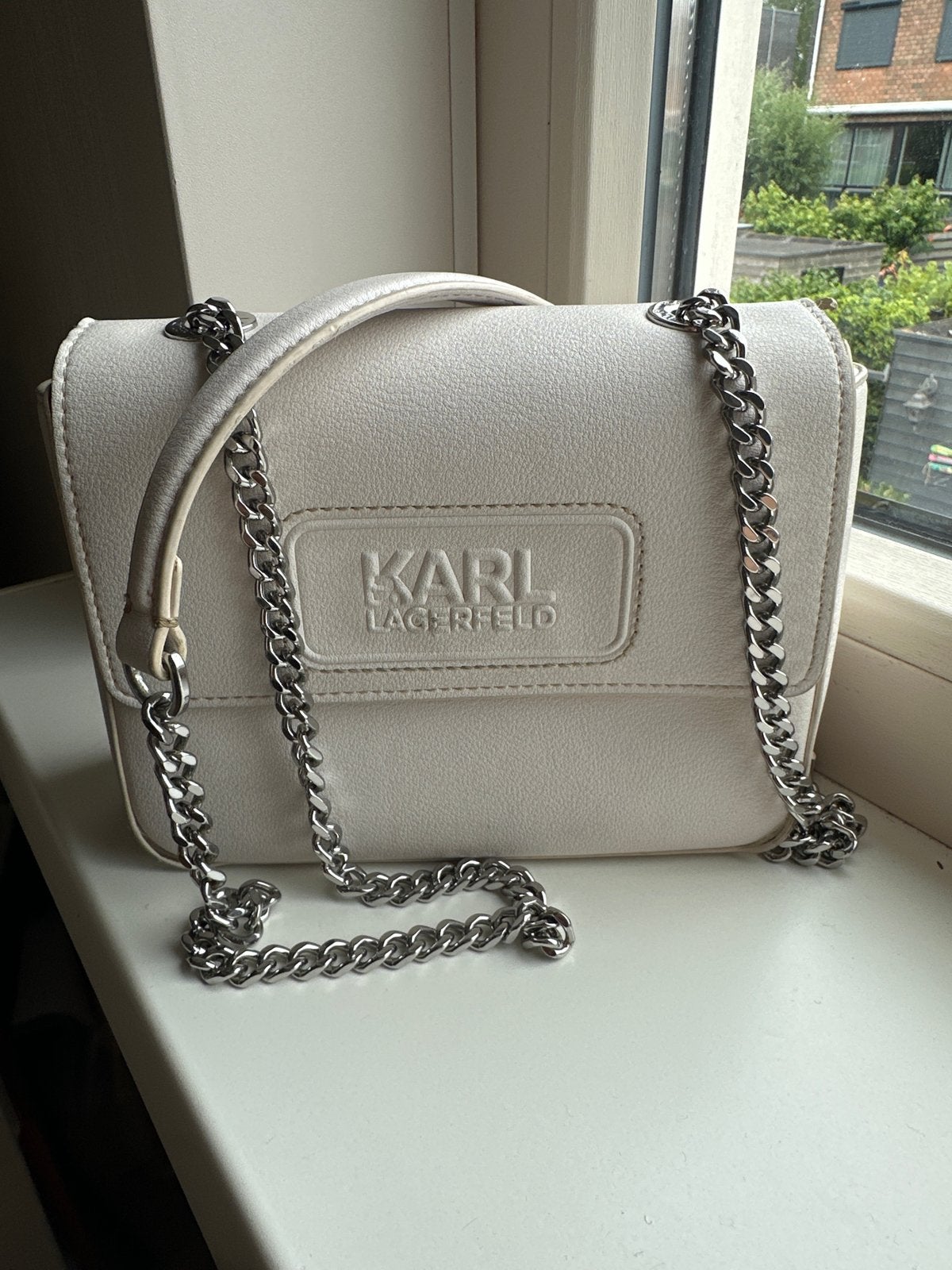 Karl Lagerfeld Schoudertasje - Wit, Sieraden, Tassen en Uiterlijk, Ophalen of Verzenden, Gebruikt, Wit