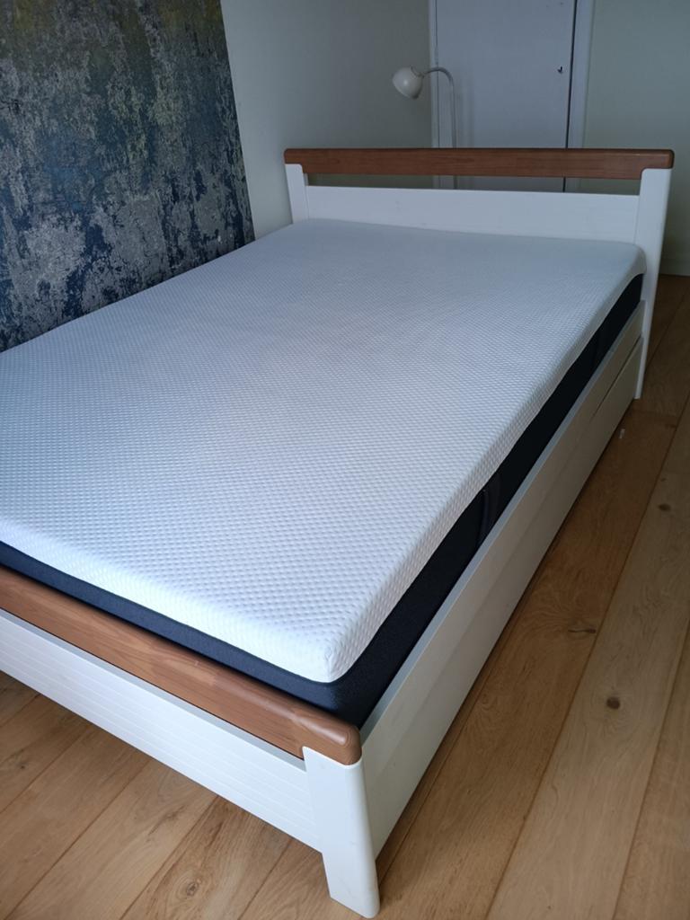 Twee persoonsbed, onderlade en Emma matras 1.40 x 2.00, Huis en Inrichting, Slaapkamer | Bedden, Ophalen, Gebruikt, 90 cm, Eenpersoons