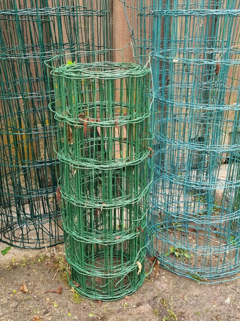 Diverse rollen groen gaas - Gebruikt, Tuin en Terras, Gaas en Draad, Ophalen