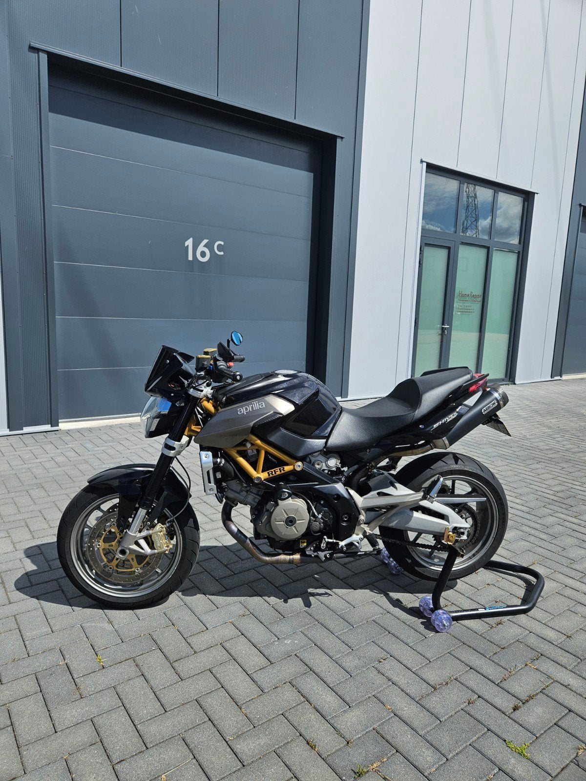 Aprilia Shiver 750 A2 35kw, 2 cilinders, Sportuitlaat, Occasion, Motorrijbewijs A