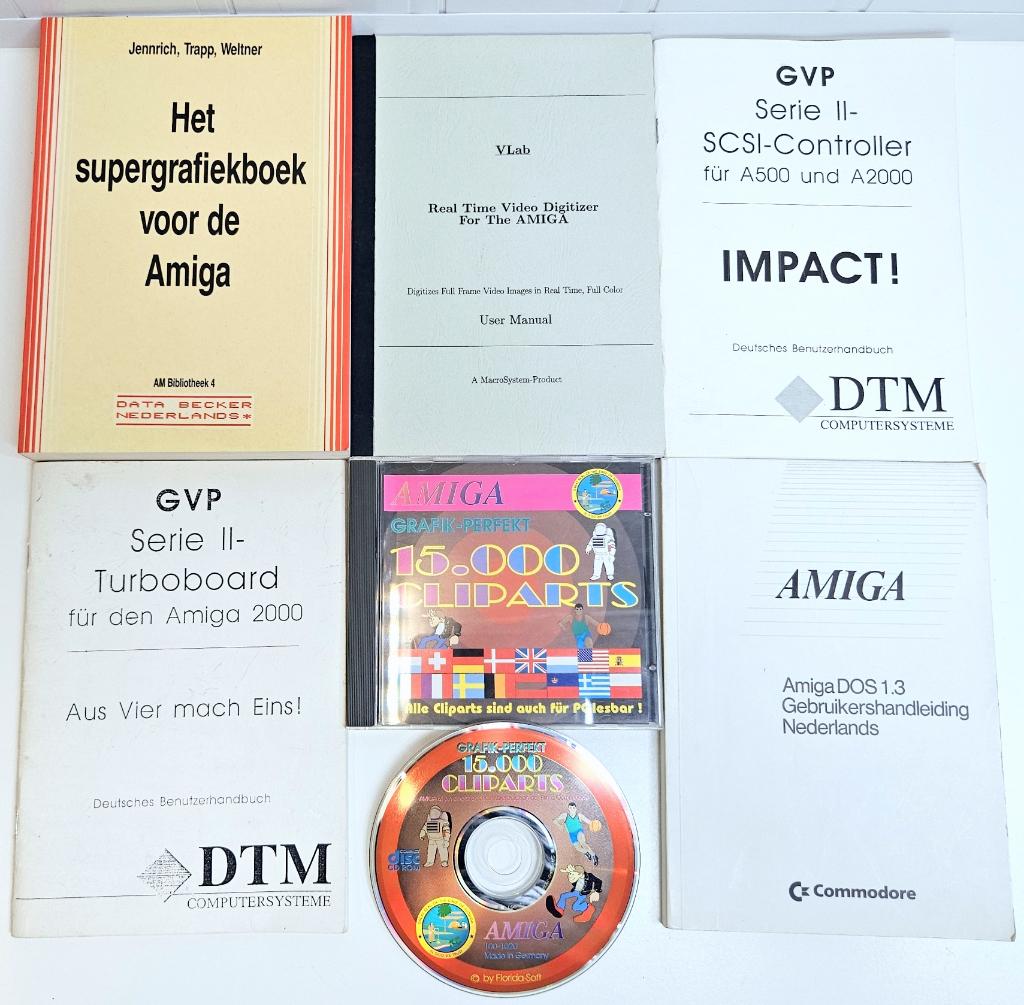 Amiga boeken handleidingen & software lot – GVP / Commodore, Computers en Software, Ophalen of Verzenden, Commodore Amiga