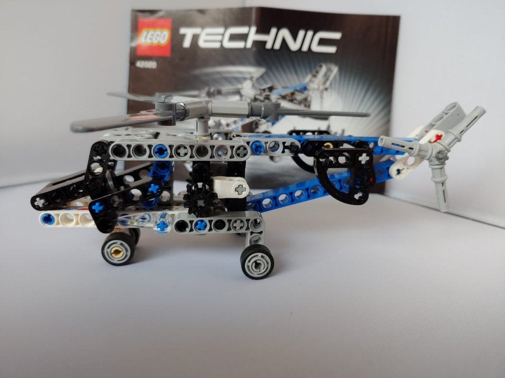 Lego | Technic | Helikopter met dubbele rotor | 42020, Lego, Gebruikt, Lego, Compleet