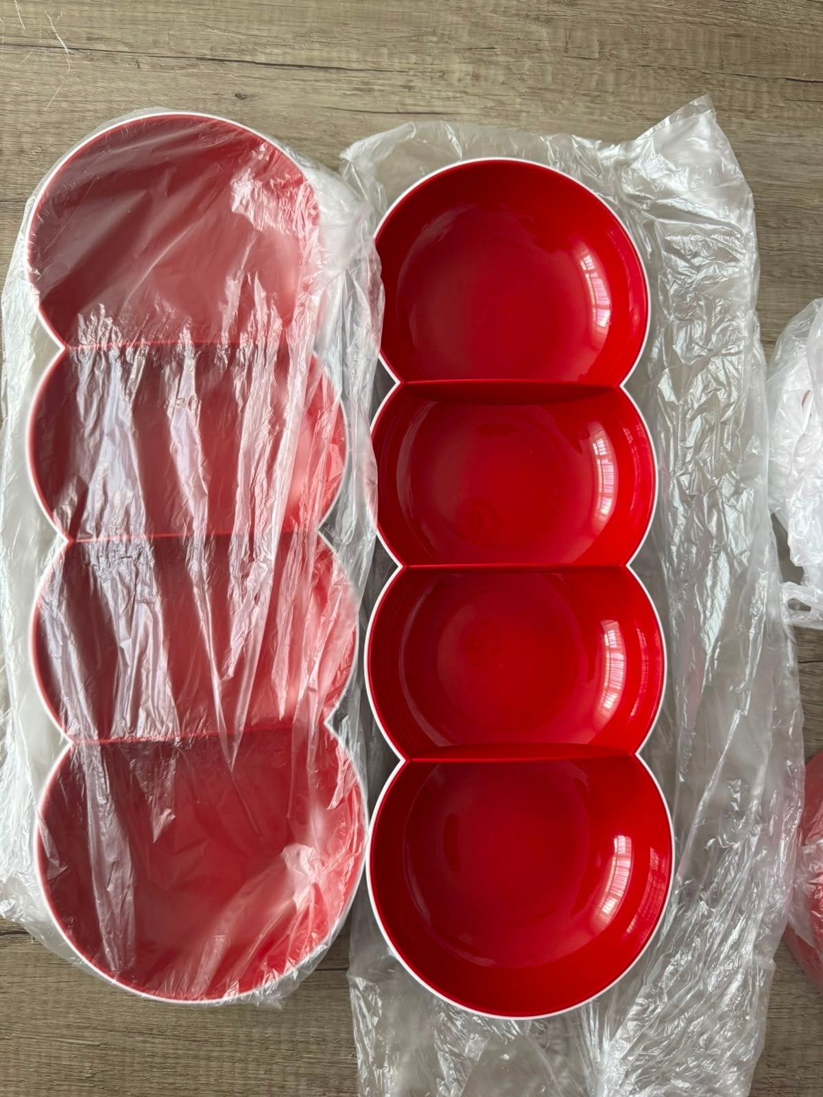 Tupperware schalen en serveerschalen set - Rood/Wit, BPA-vrij, Schaal, Nieuw, Ophalen of Verzenden