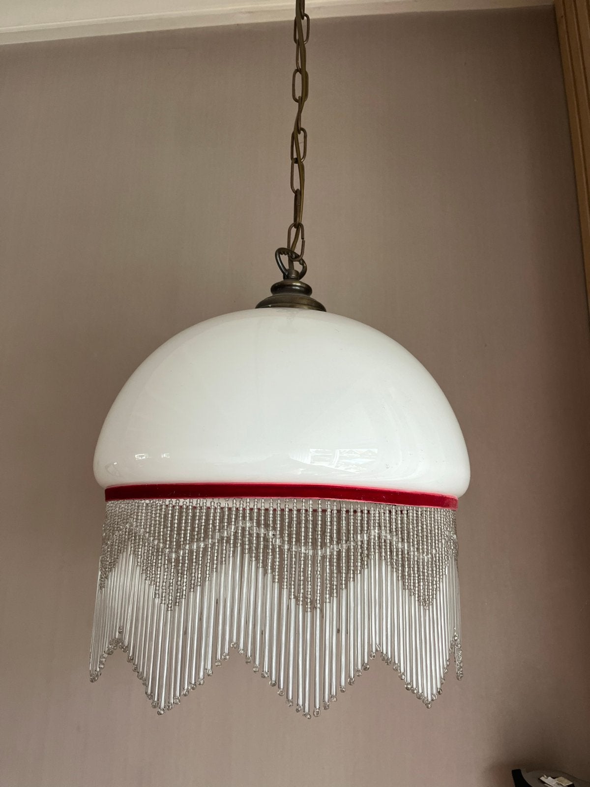 Vintage hanglamp met opaline kap en glazen staafjes, Ophalen