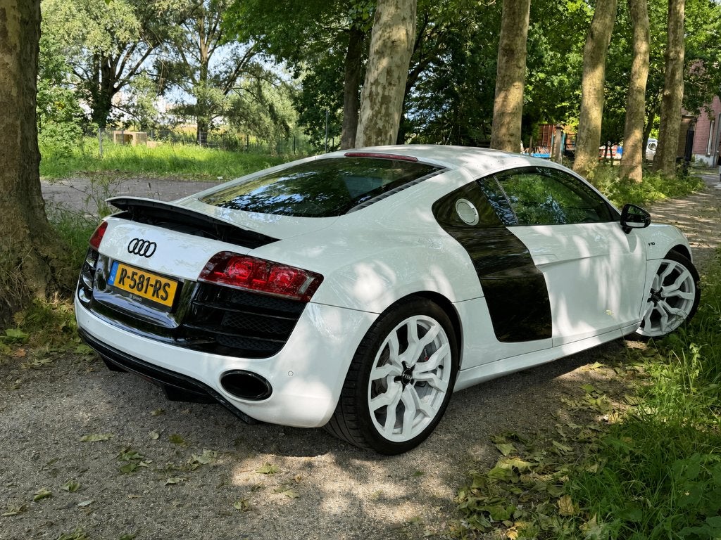 Audi R8 5.2 FSI / Keramische schijven / Vol in de opties!, Auto's, Automaat, Zwart, 5204 cc, Alcantara