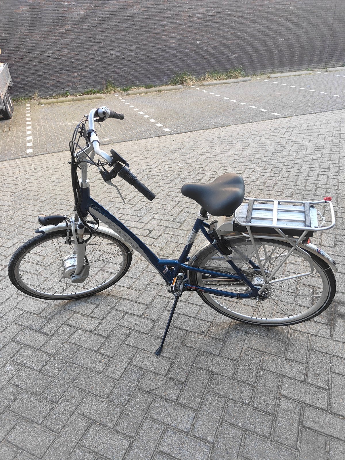 Sparta electrische fiets defect accu, Fietsen en Brommers, Elektrische fietsen, Ophalen, Gebruikt, Minder dan 30 km per accu, Sparta