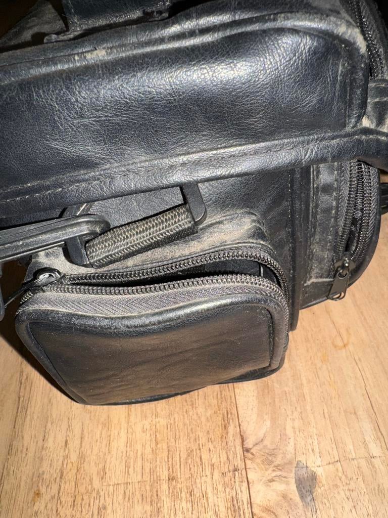 Vanguard Fototoestel Draagtas - Zwart leder, Ophalen of Verzenden, Gebruikt, Schoudertas, Overige merken