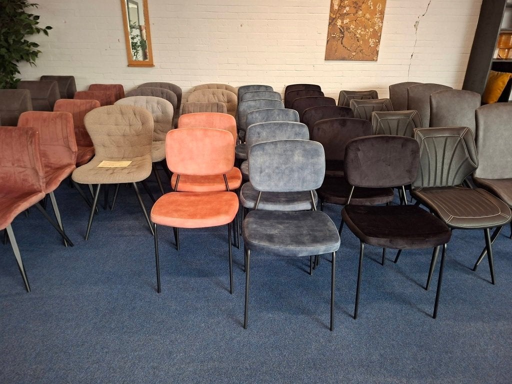 grote partij eetkamerstoelen nu voor 59,- p.s op=op, Huis en Inrichting, Gebruikt, Jafo, ., Ophalen of Verzenden