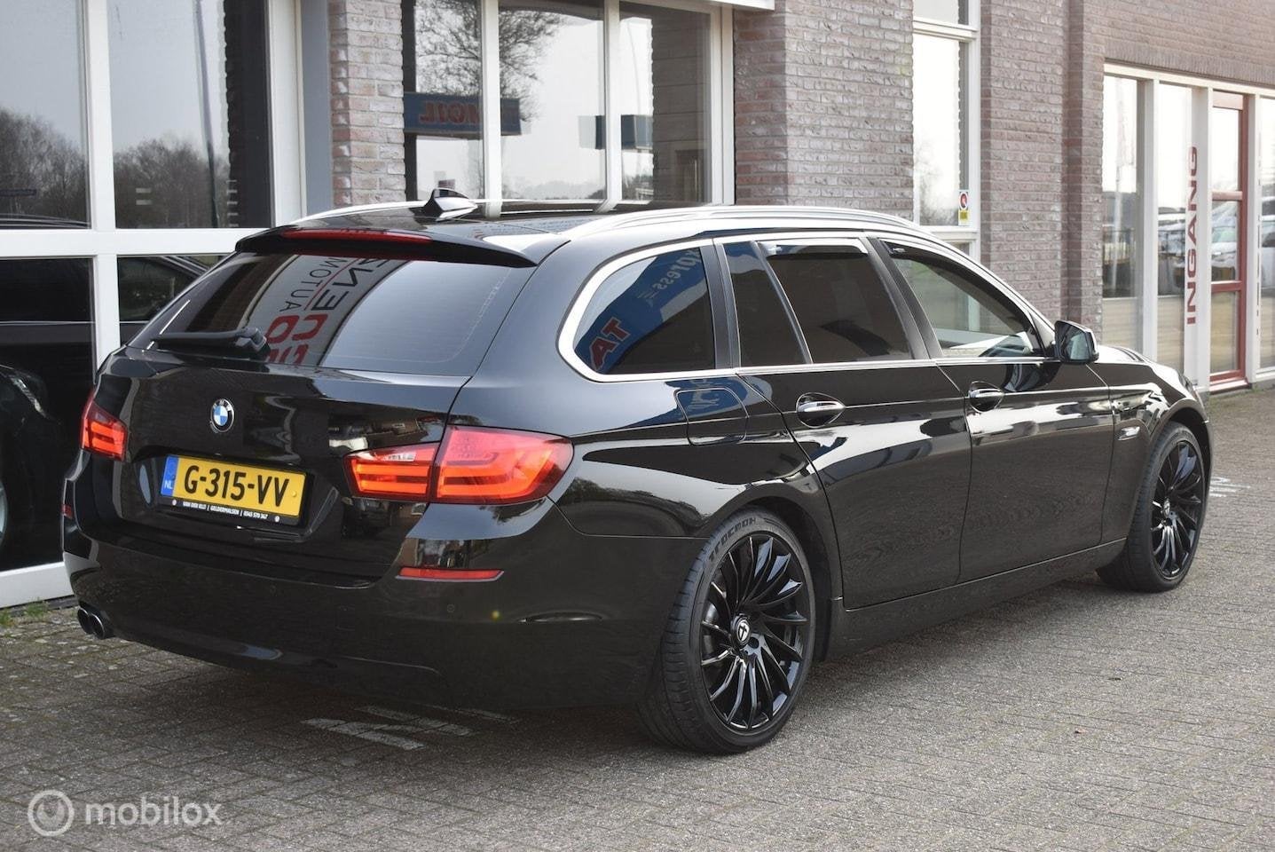 BMW 5-serie Touring 520d High Executive Stoelv Elekt pakket, Auto's, BMW, Euro 5, Achterwielaandrijving, 2000 kg, Zwart