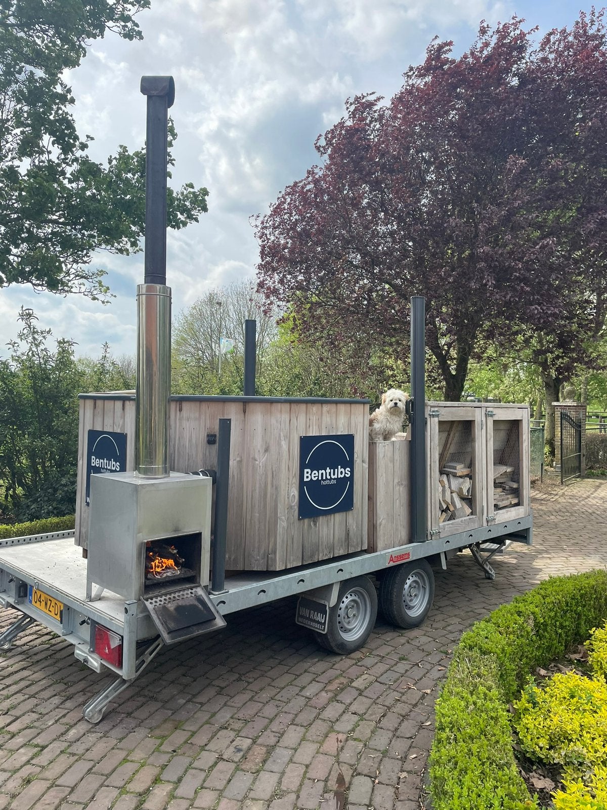 7 persoons hottub (te huur), Tuin en Terras, Bubbelbaden en Hottubs, Zo goed als nieuw, Ophalen
