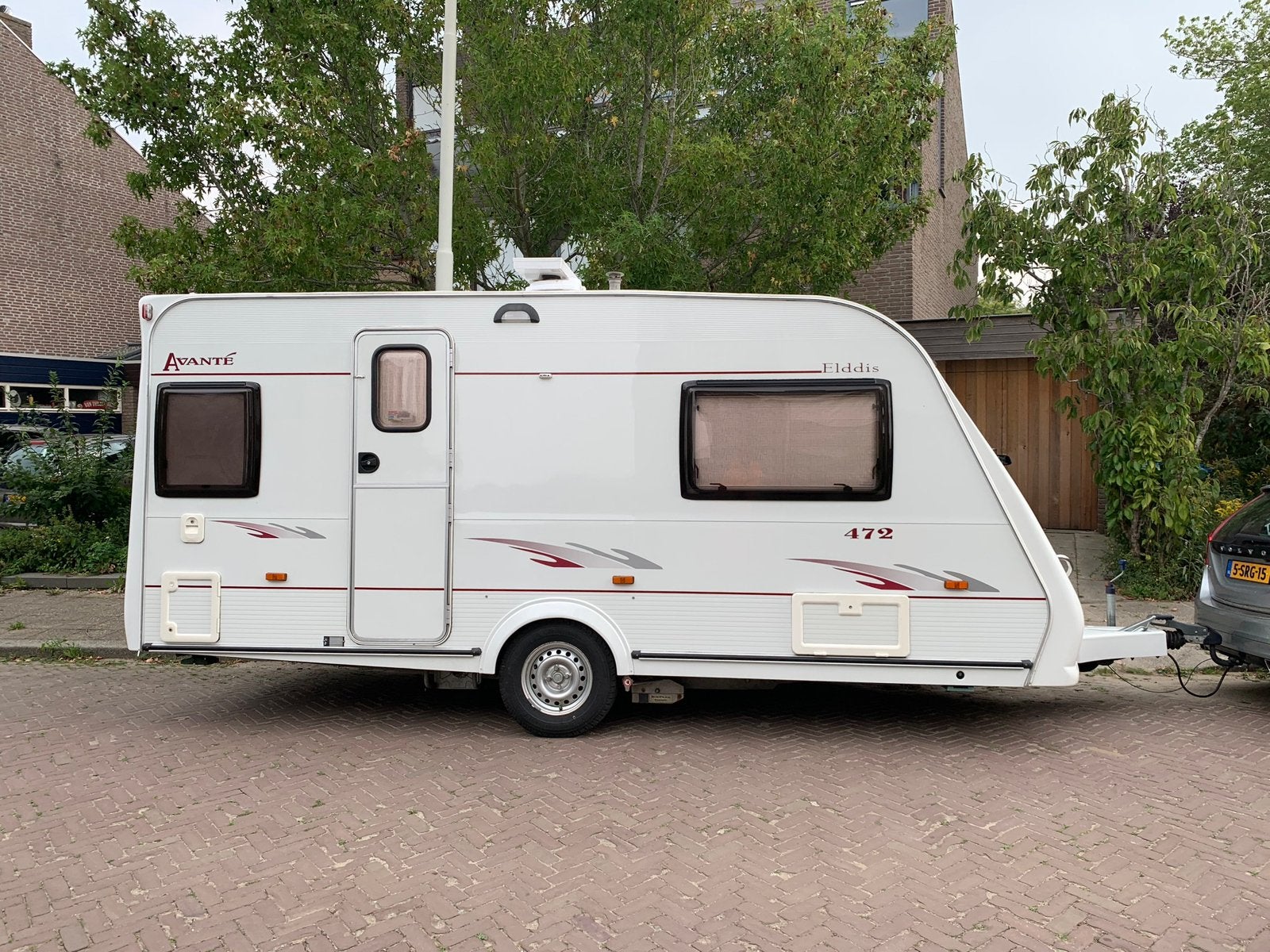 Nette caravan Elddis Avante 472 van 2005, Caravans en Kamperen, Standaardzit, Elddis, Schokbreker, Tot en met 2