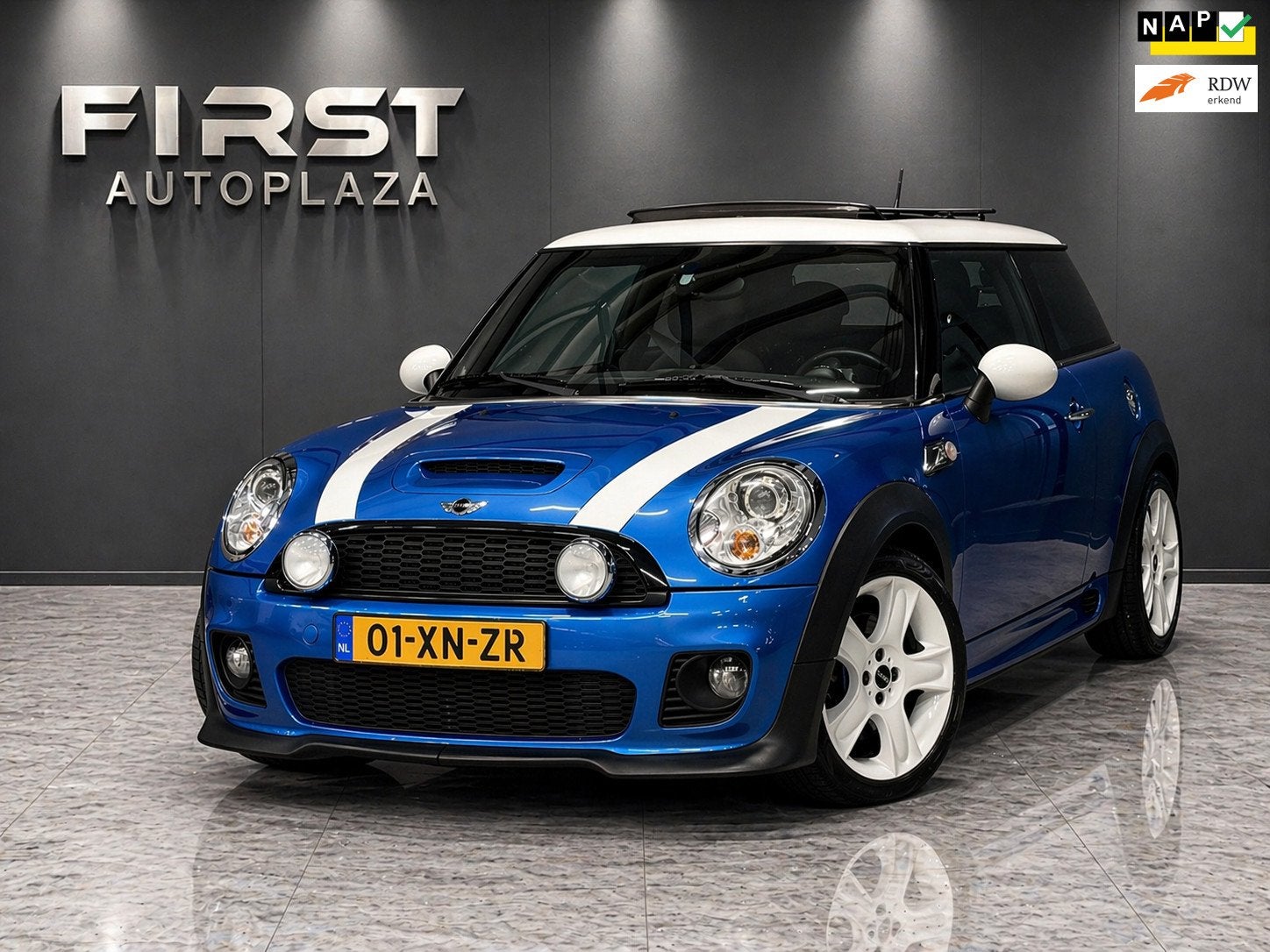 Mini Mini 1.6 Cooper S Chili AUTOMAAT PANO/LEDER/NAVI/CRUISE, Auto's, Mini, Gebruikt, Zwart, 4 cilinders, Cooper S