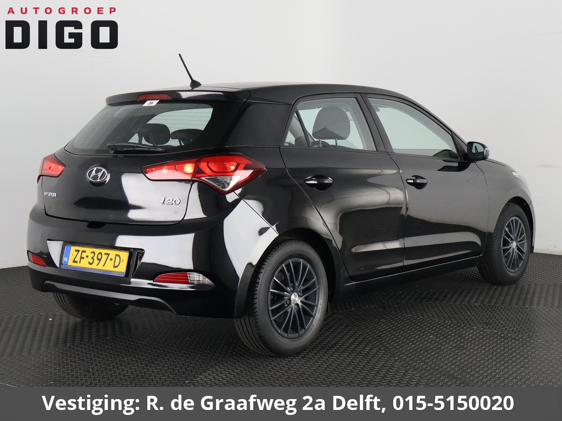 Hyundai i20 1.2 HP i-Motion | Airco | Lichtmetalen velgen |, Auto's, Euro 5, Zwart, 4 cilinders, Zwart