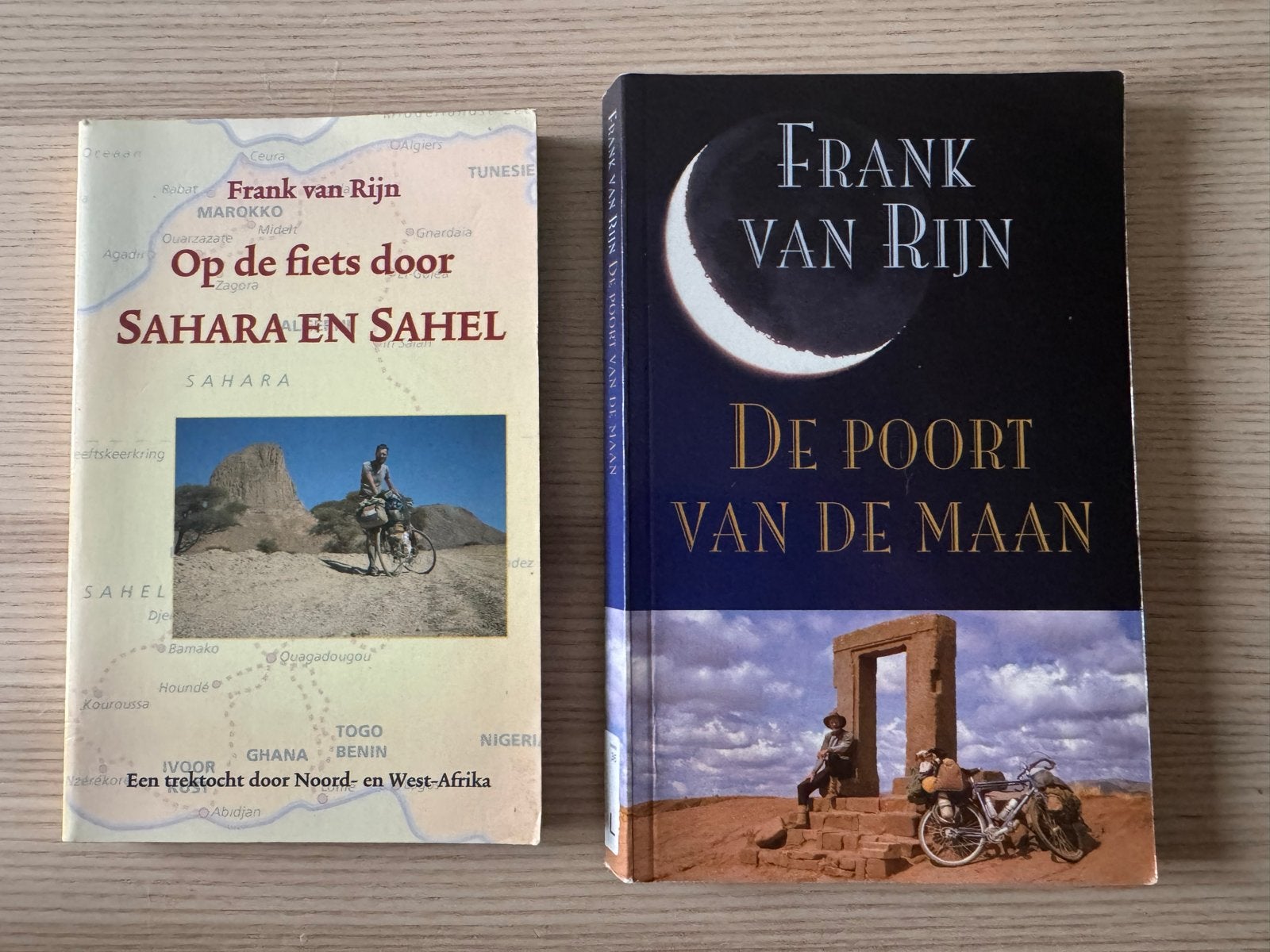 Frank v Rijn -Op de fiets door Sahara+Sahel&De Poort vd Maan, Europa, Ophalen of Verzenden, Reisgids of -boek, Gelezen