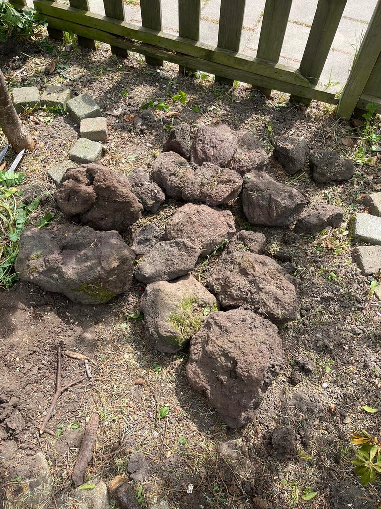 Grote lavastenen voor tuin of decoratie, Ophalen, Gebruikt, Bruin, Kei