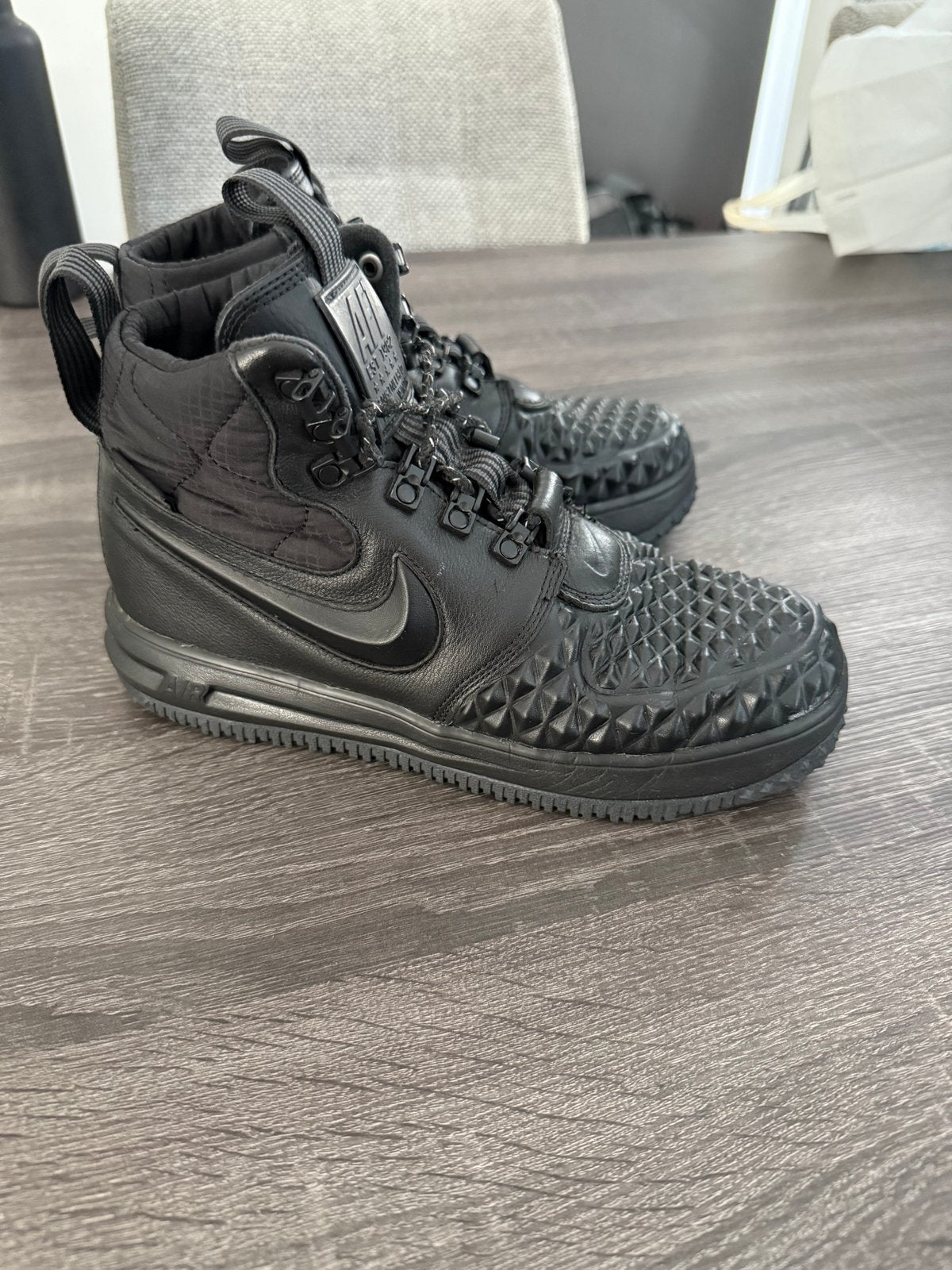 Nike Air Force 1 Duckboot - Zwart - Maat 38 als nieuw, Ophalen of Verzenden, Gedragen, Zwart