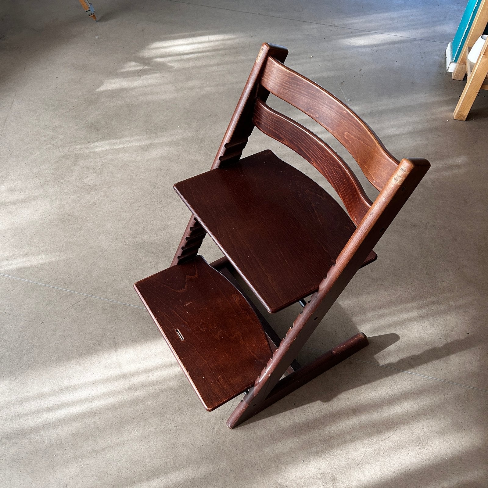 Stokke Tripp Trapp meegroeistoel - Donkerbruin, Ophalen, Gebruikt, Meegroeistoel, Aanschuifbaar