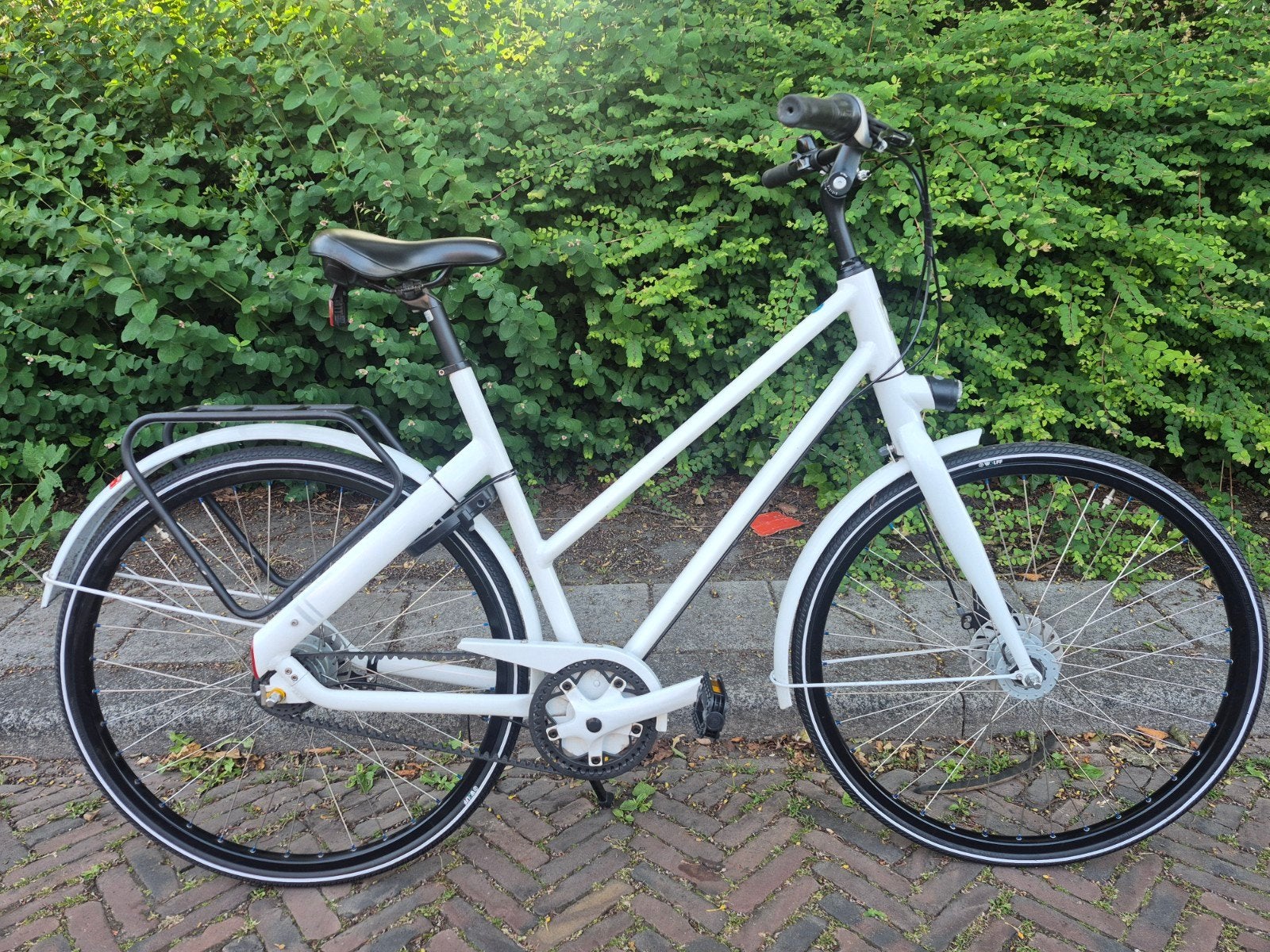 Cortina Blau Damesfiets - riem aandrijving, Overige merken, Versnellingen, Zo goed als nieuw, Trommelrem