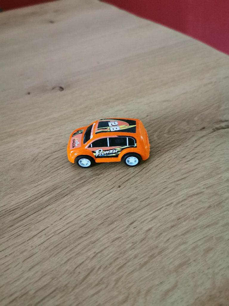 Autootje (pullbag), Kinderen en Baby's, Speelgoed | Speelgoedvoertuigen, Ophalen of Verzenden, Zo goed als nieuw
