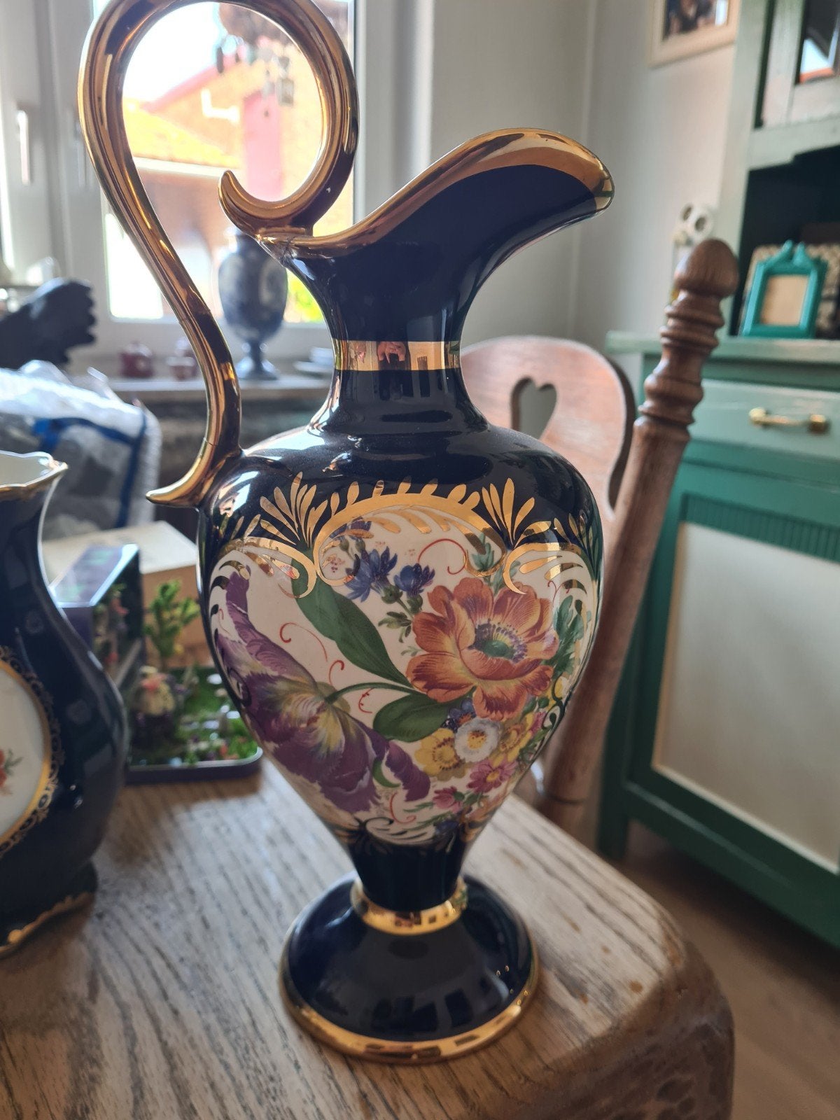 Schenkkan Hubert Bequet - Bloemenmotief, 34 cm, Ophalen