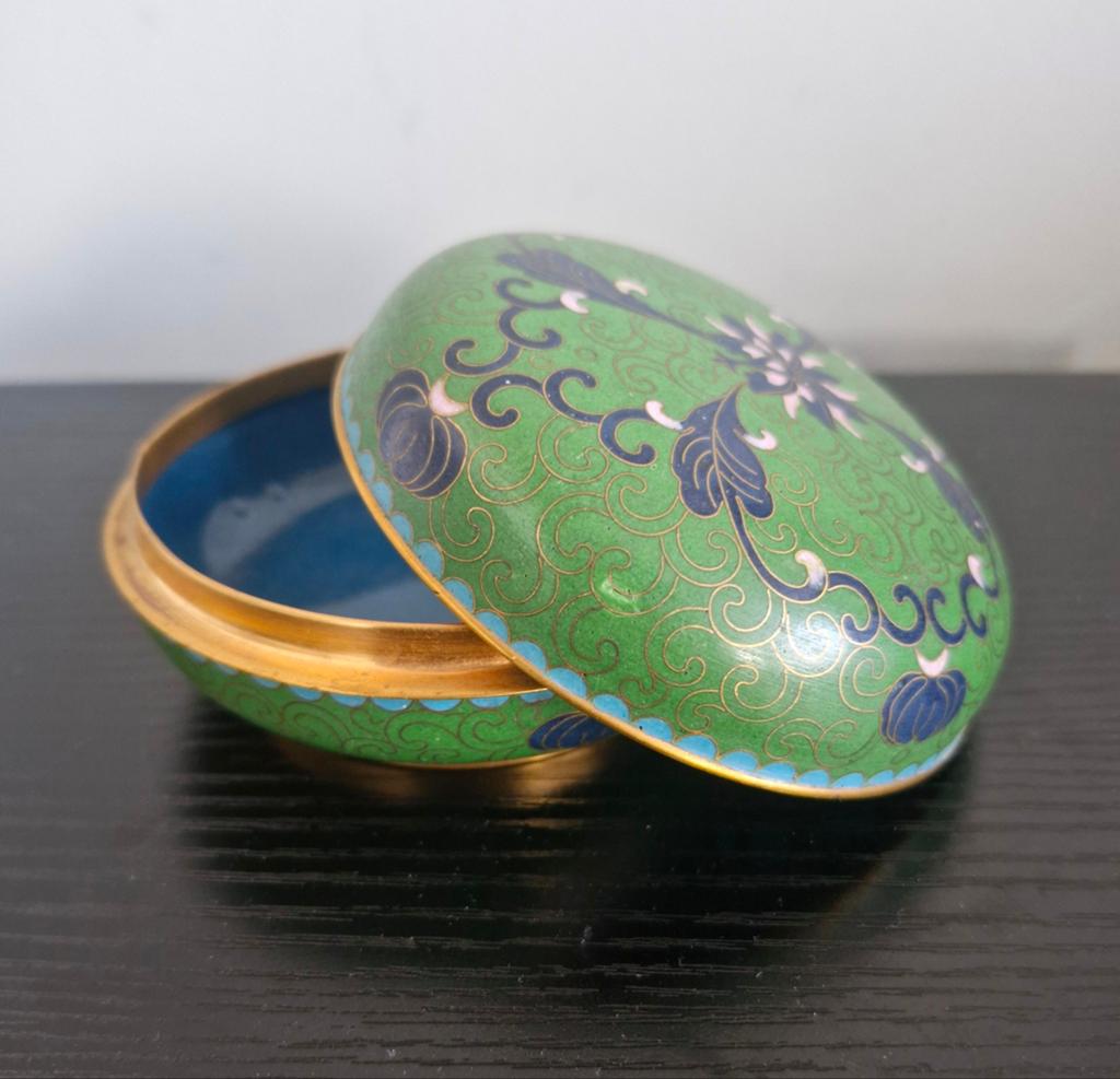 Cloisonné Doosje - Groen met Bloemenpatroon, Ophalen of Verzenden
