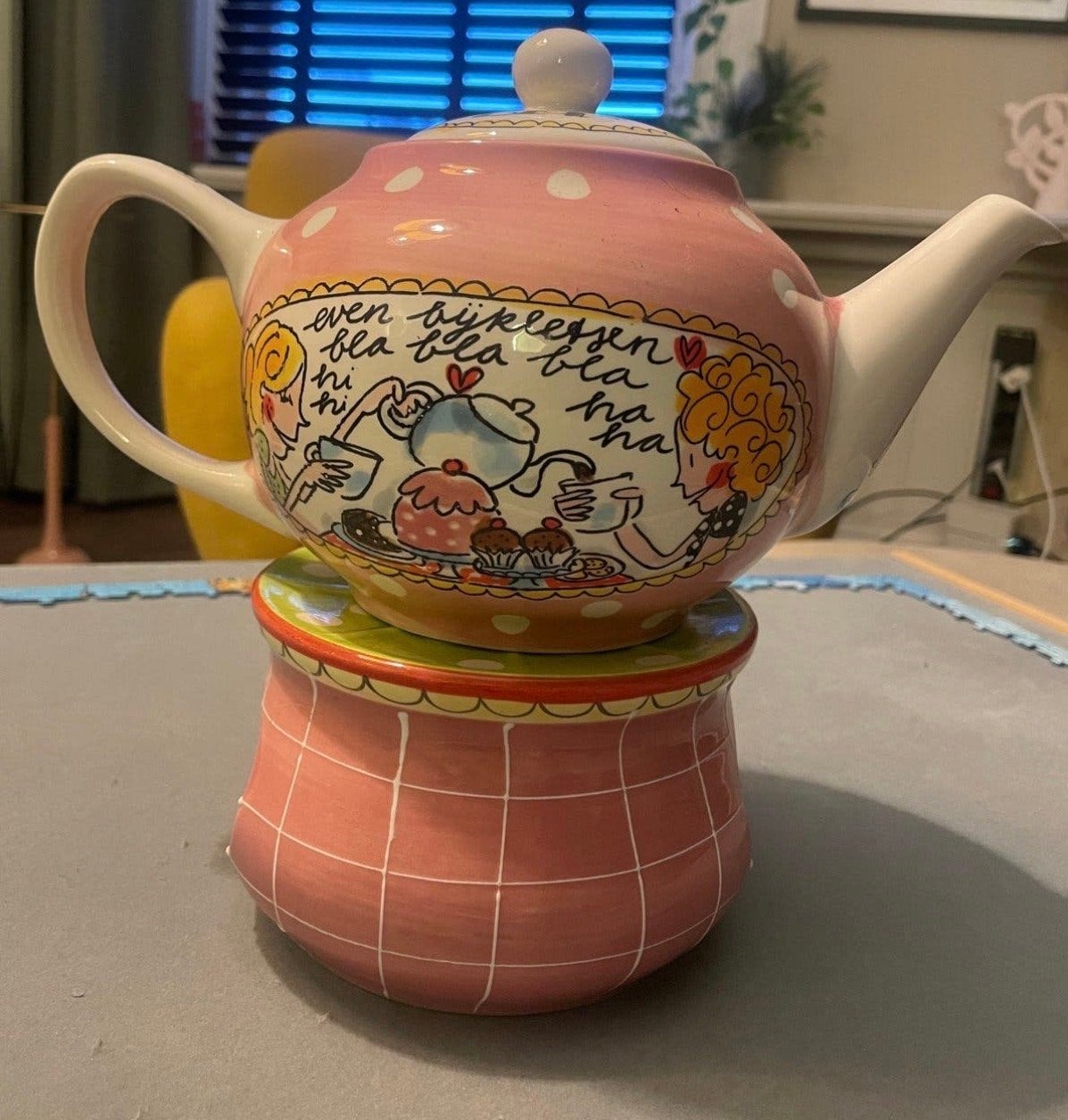 Blond Amsterdam theepot met theelichtje, Gebruikt, Roze, Steen/keramiek, Ophalen