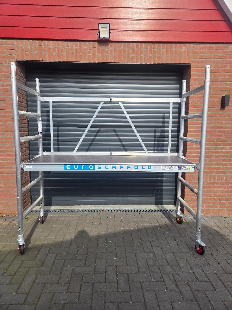 Te huur: Euroscaffold kamersteiger huren?, Doe-het-zelf en Verbouw, Steigers, Ophalen, Rolsteiger of Kamersteiger, 2 tot 5 meter
