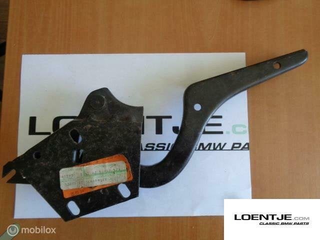 nieuw nos achterklepscharnier BMW e3 2500 2800 3.0 etc, Gebruikt, Ophalen of Verzenden, BMW