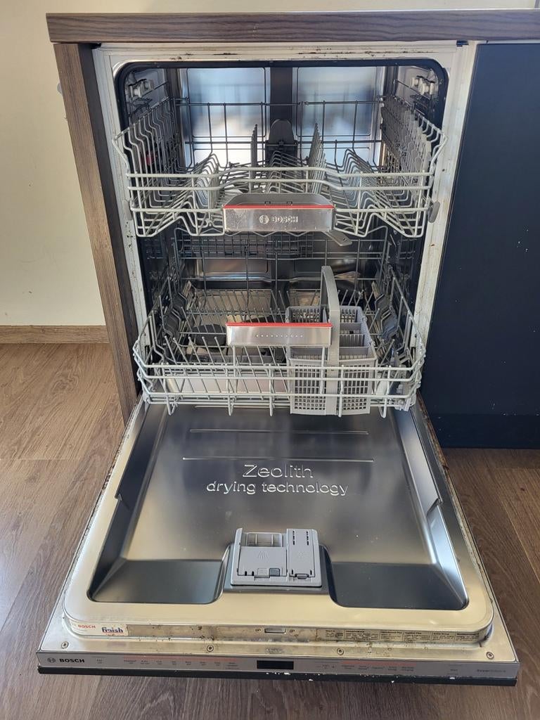 Bosch vaatwasser te koop., Ophalen, Zo goed als nieuw, Minder dan 85 cm
