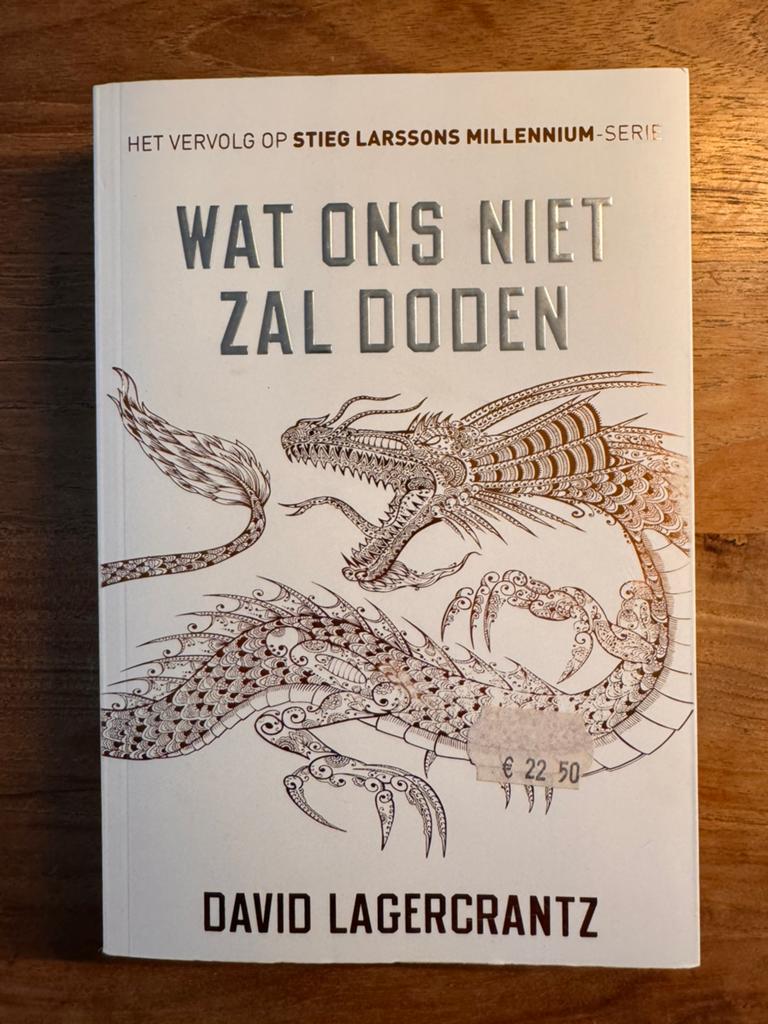David Lagercrantz - Wat ons niet zal doden, Boeken, Thrillers, Zo goed als nieuw, Ophalen of Verzenden
