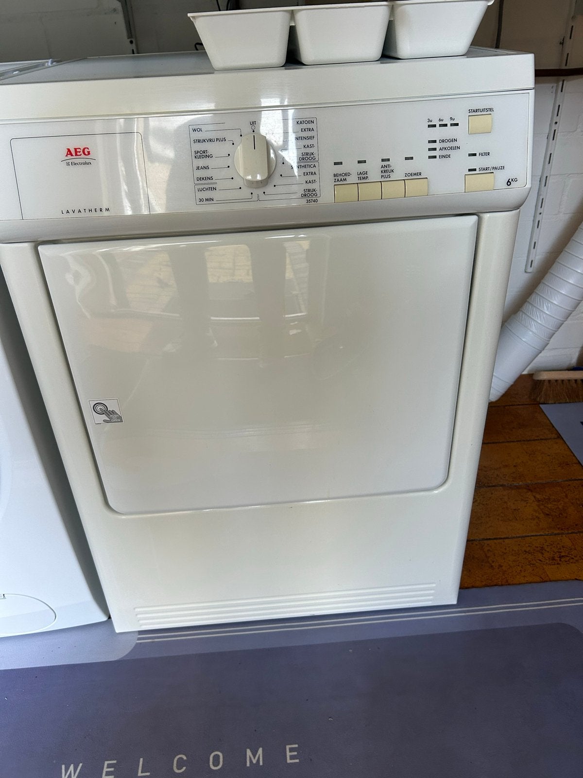 AEG Lavatherm Luchtafvoer Wasdroger - 6 kg, Ophalen, 6 tot 8 kg, Gebruikt, Luchtafvoer