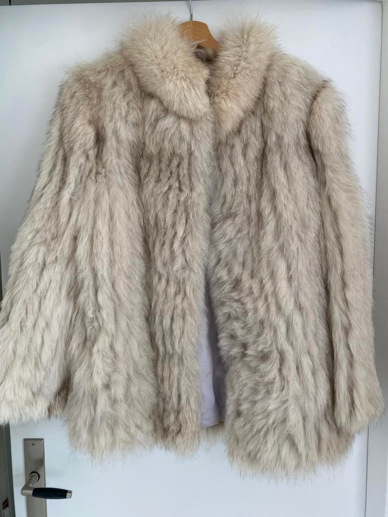 Elegante Witte Bontjas - Echt Bont, Kleding | Dames, Jassen | Winter, Ophalen of Verzenden, Zo goed als nieuw, Maat 36 (S), Wit