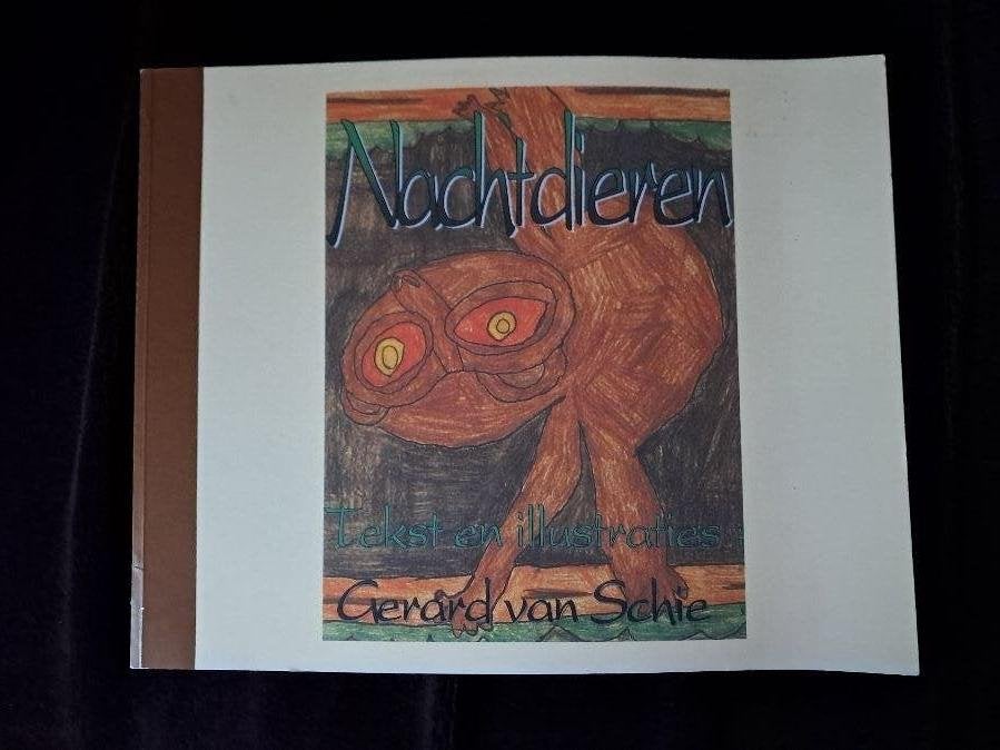 NACHTDIEREN: Gerard van Schie, Ophalen of Verzenden, Zo goed als nieuw