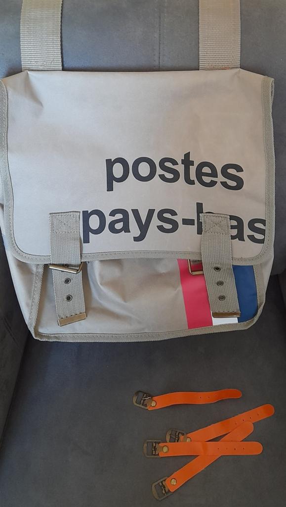 Ptt post fietstas nieuw, Ophalen of Verzenden, Nieuw, Zwart, 30 cm of meer