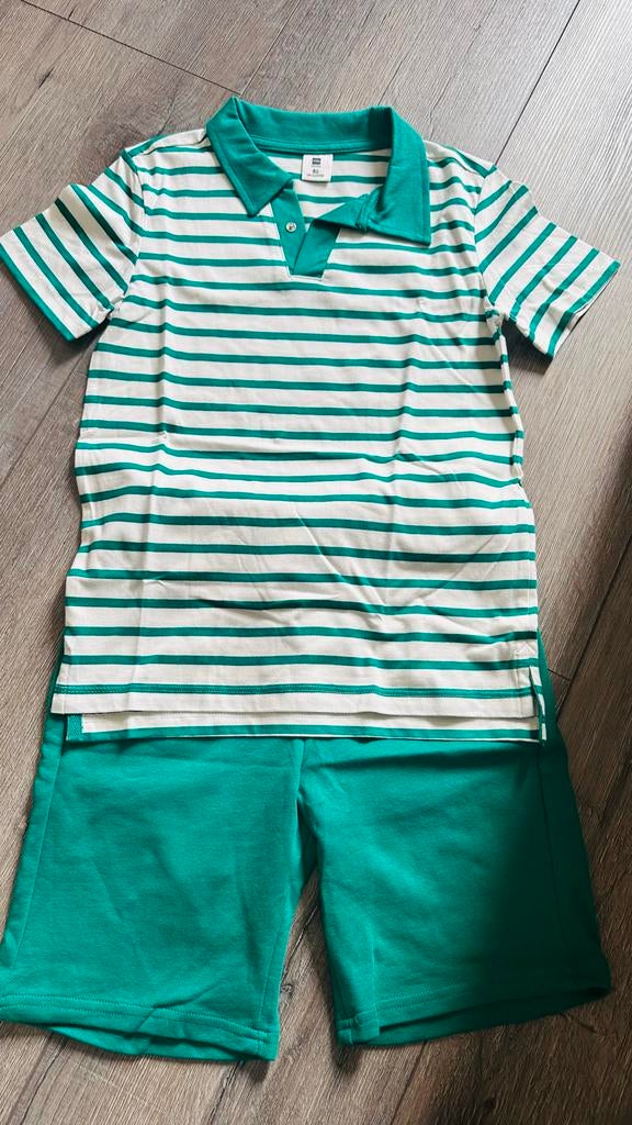 Nieuw HEMA setje: gestreept shirt & groene korte broek, Ophalen of Verzenden, Nieuw, Maat 134