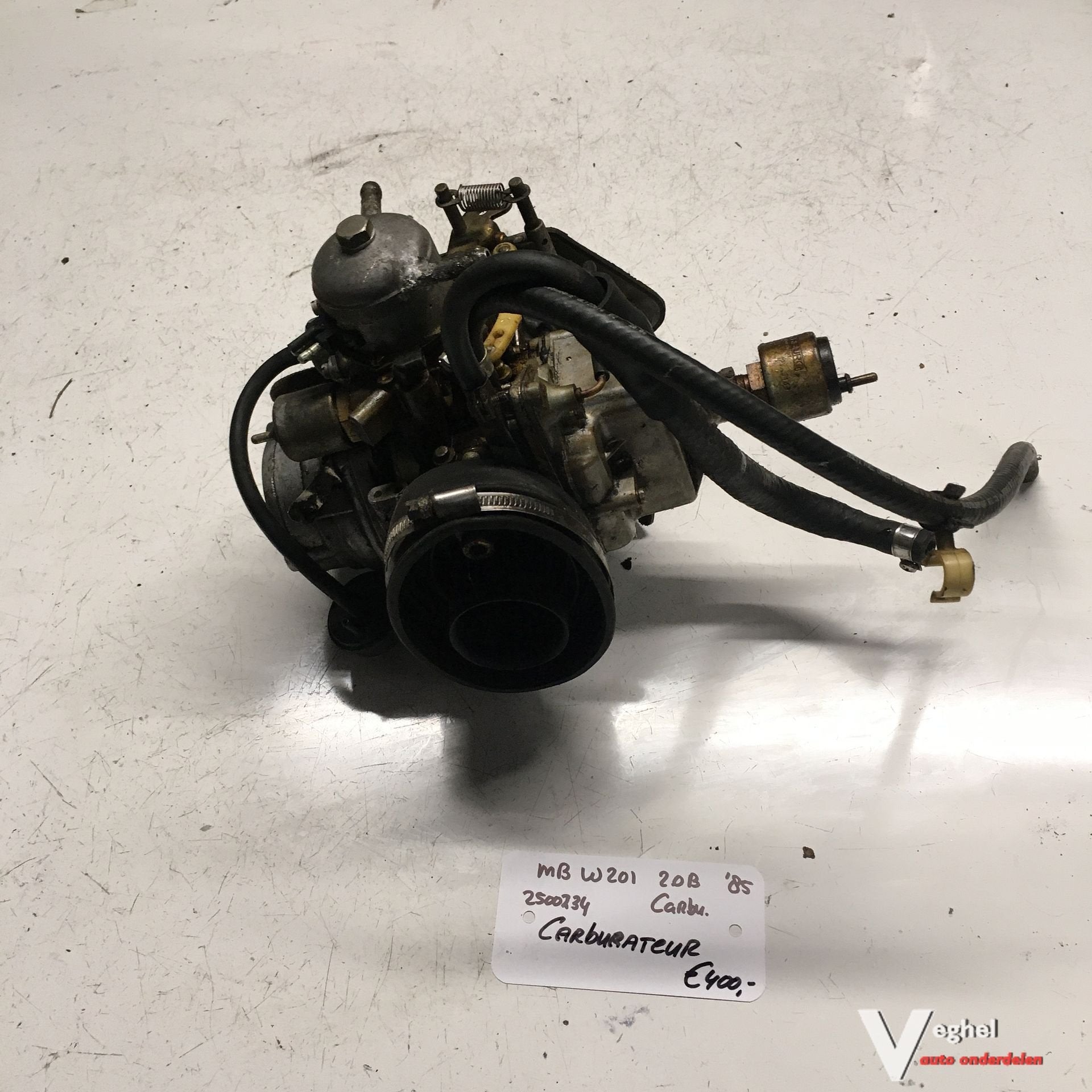 Mercedes W201 2.0 Benzine 1985      Carburateur