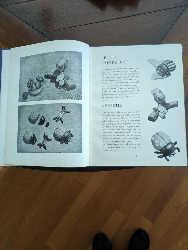 Decoratieve Marsepeinfiguren - Deel II door Carel van Laere, Ophalen of Verzenden, Gelezen, Carel van Laere, Nederland