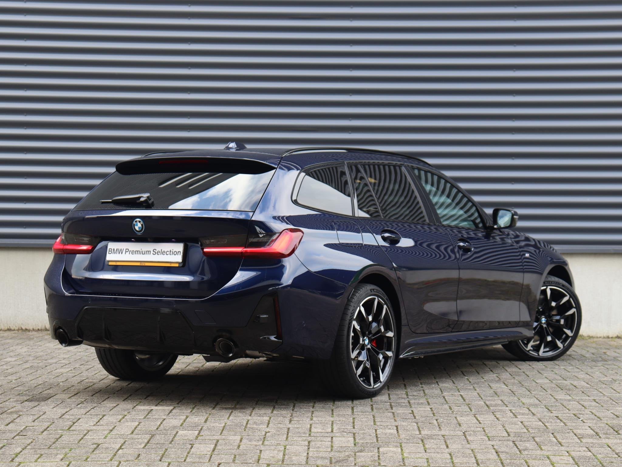 BMW 3 Serie Touring 330e | High Executive | M Sportpakket Pr, Auto's, Automaat, 1998 cc, Achterwielaandrijving, 4 cilinders