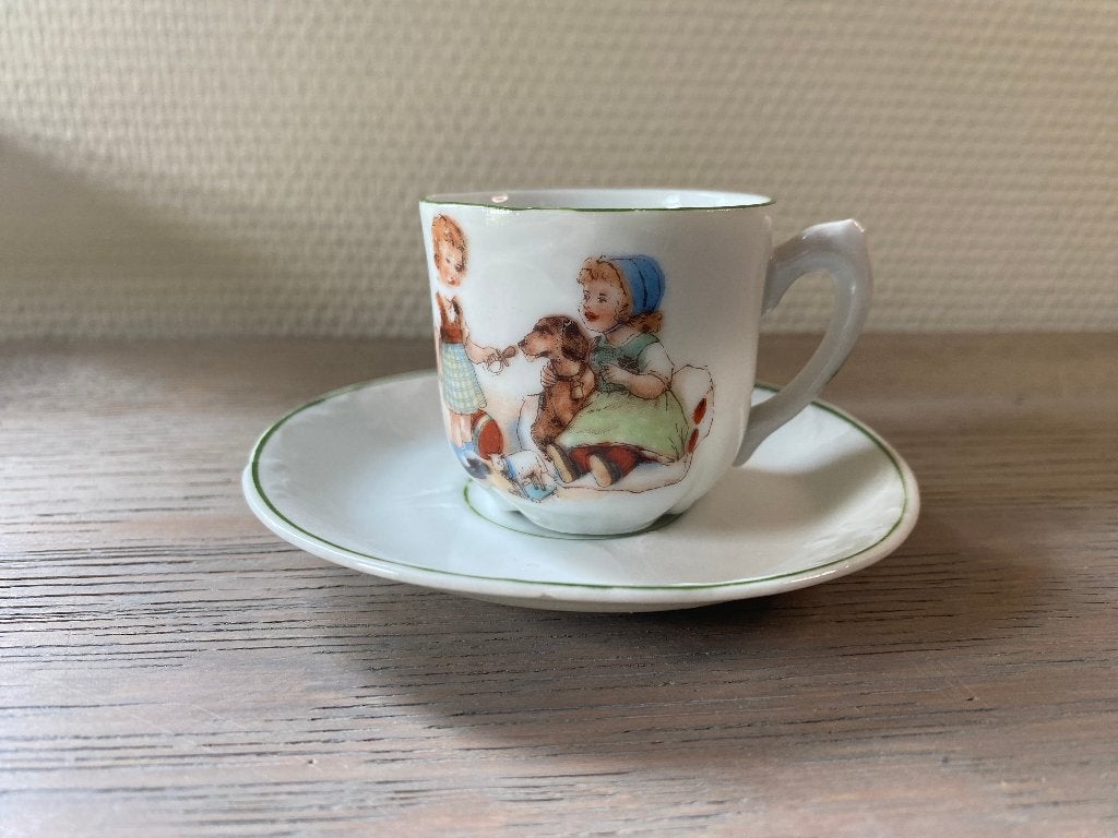 Antiek porseleinen kinderkopje met schotel - Jaren 20/30, Ophalen of Verzenden