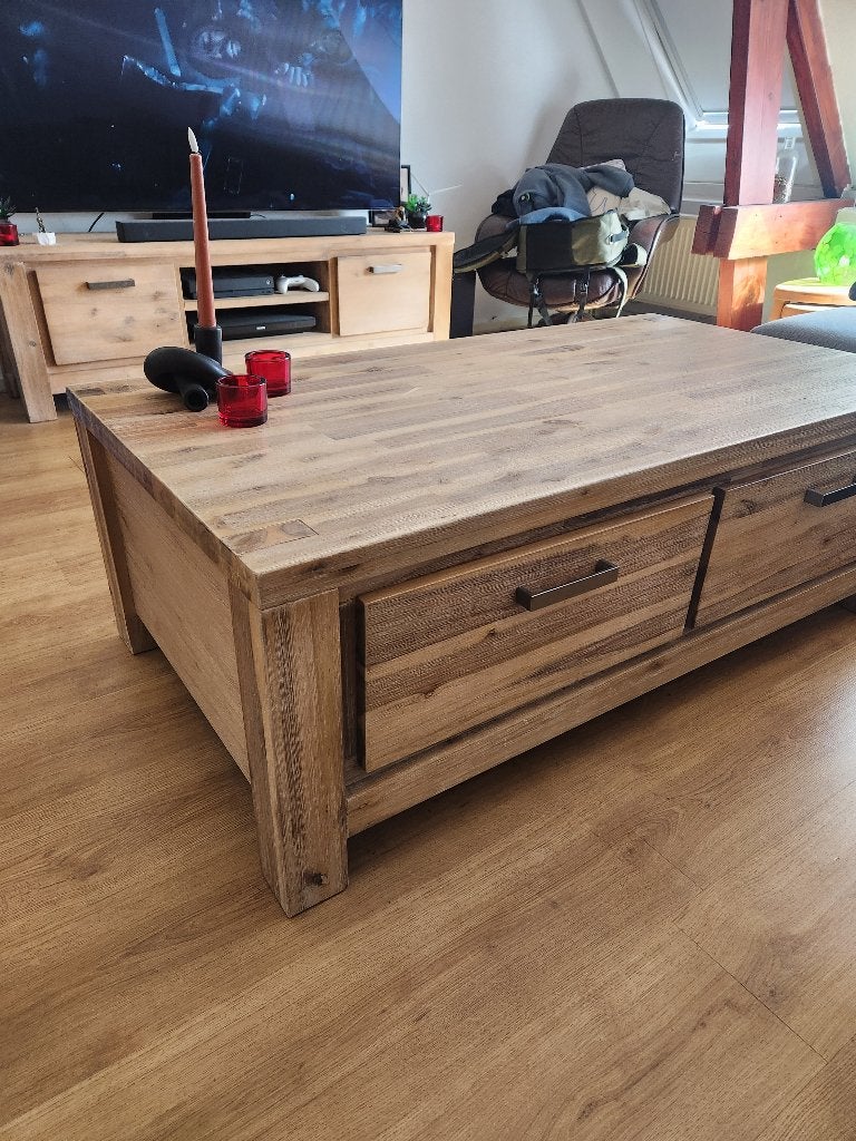 Salontafel - chablis - acacia snowy white, Ophalen, 50 – 75, Minder dan 50 cm, Gebruikt