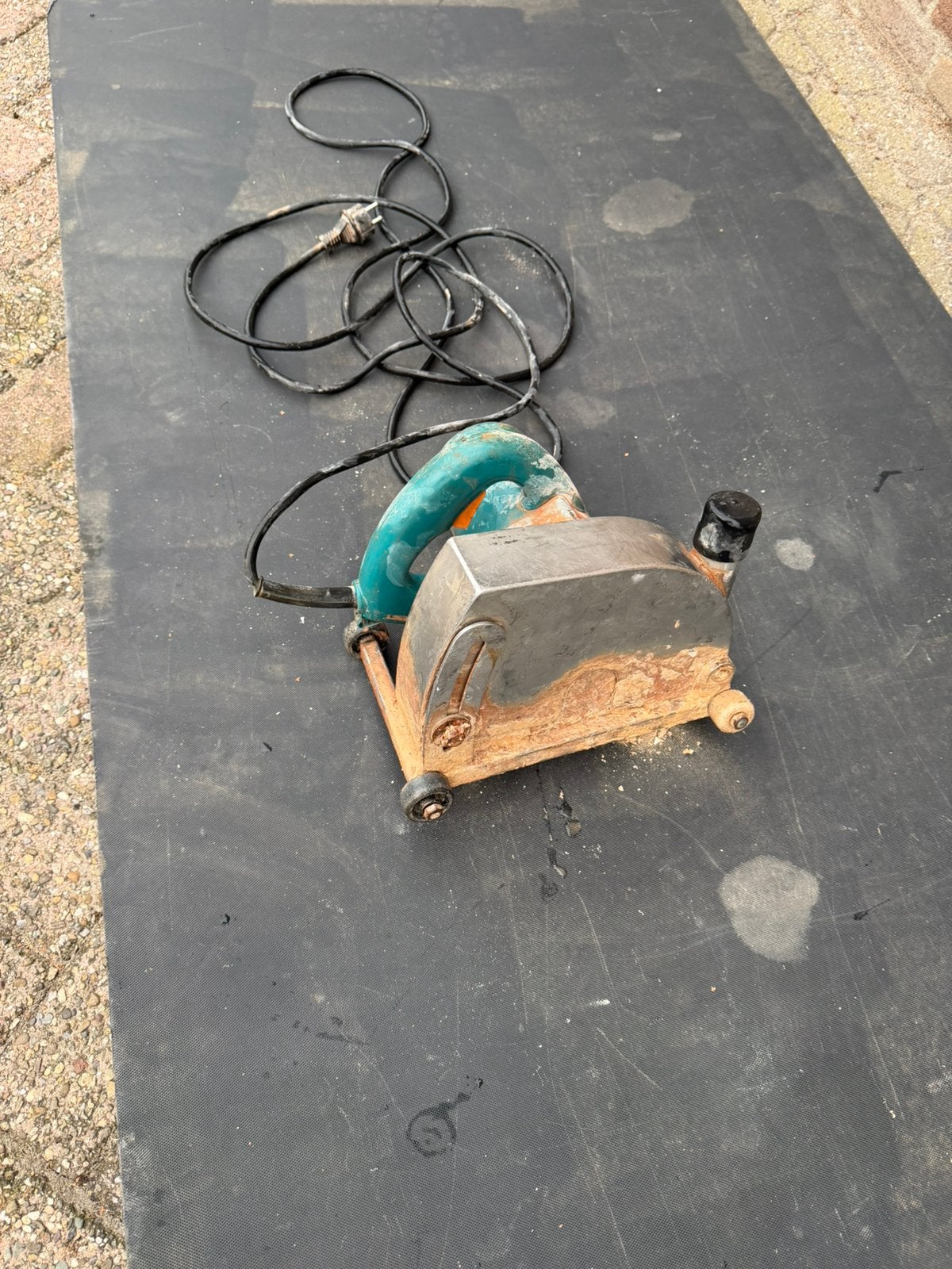 Makita sleuvenzaag, Doe-het-zelf en Verbouw, Ophalen, Gebruikt, Overige typen, 30 tot 70 mm