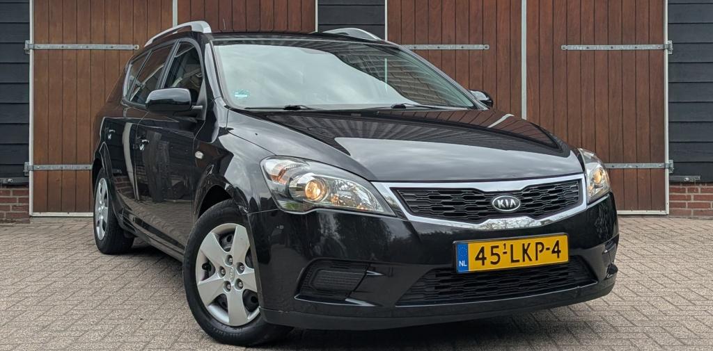 Kia cee'd 1.4 CVVT X-tra | Trekhaak | Nieuwe APK | Airco | G, Auto's, Kia, Stof, Gebruikt, 4 cilinders, 1396 cc