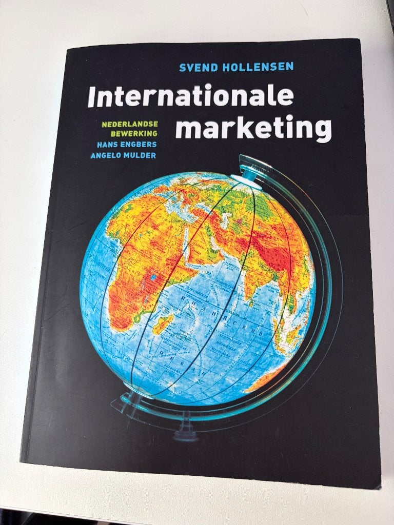 Internationale marketing - Svend Hollensen, Boeken, Pearson, Zo goed als nieuw, Beta, HBO
