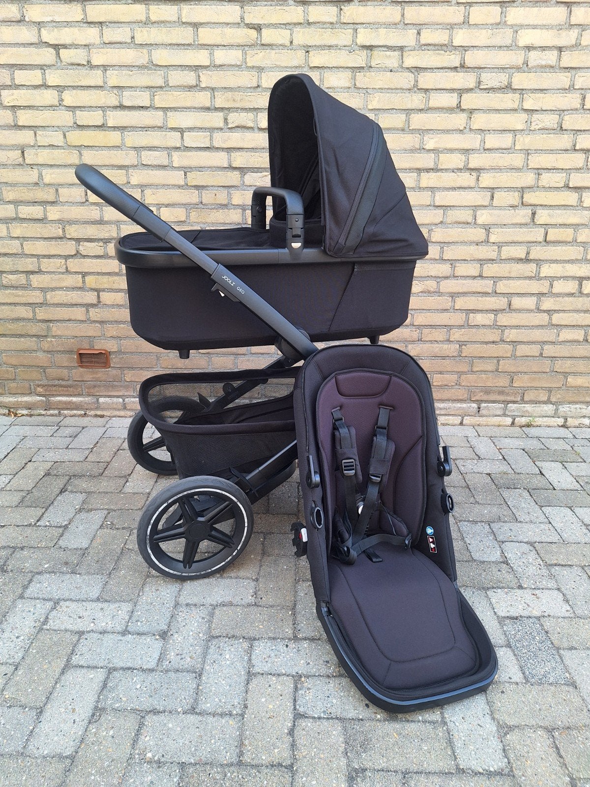 Joolz Geo3 Kinderwagen 2 in 1 Space Black +autostoel adapter, Kinderen en Baby's, Kinderwagens en Combinaties, Gebruikt, Verstelbare duwstang