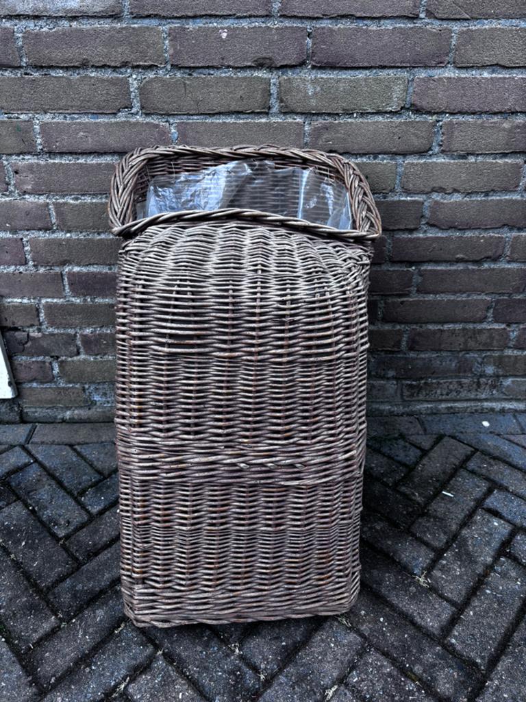 Ouderwetse fietsmand voor achterop, Ophalen, Zo goed als nieuw
